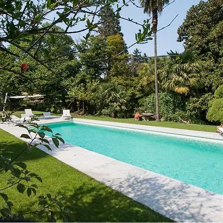 Sleeps 16 Pool Wifi * Baveno