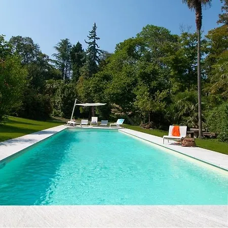 Sleeps 16 Pool Wifi Willa *
